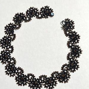 Lorina Paris exquisite hand beaded choker necklace like new